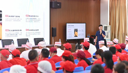 筑牢校园“防火墙”，安全护航不松懈